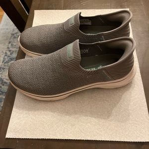 Skechers slip in gowalk
